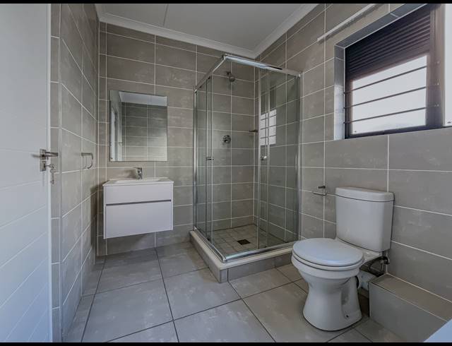 3 BEDROOM APARTMENT TO LET IN BALLITO CENTRAL